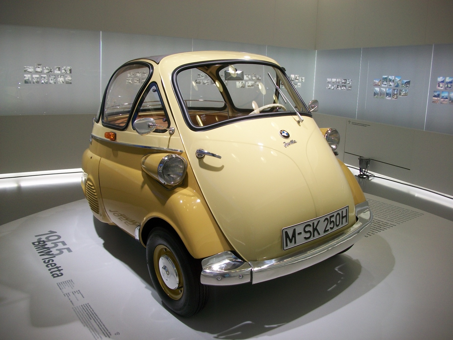 bmw-isetta-voiture-oeuf